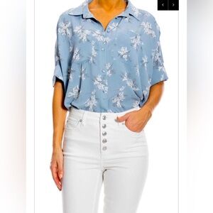 BOXY SHORT SLEEVE FLORAL BUTTON DOWN WOVEN TOP -OAT New York